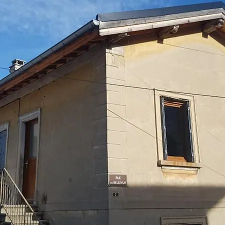 Entier: Appartement. *